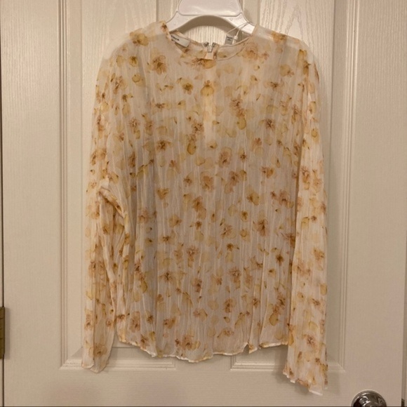 Vince Pressed Petal Blouse - Picture 3 of 8